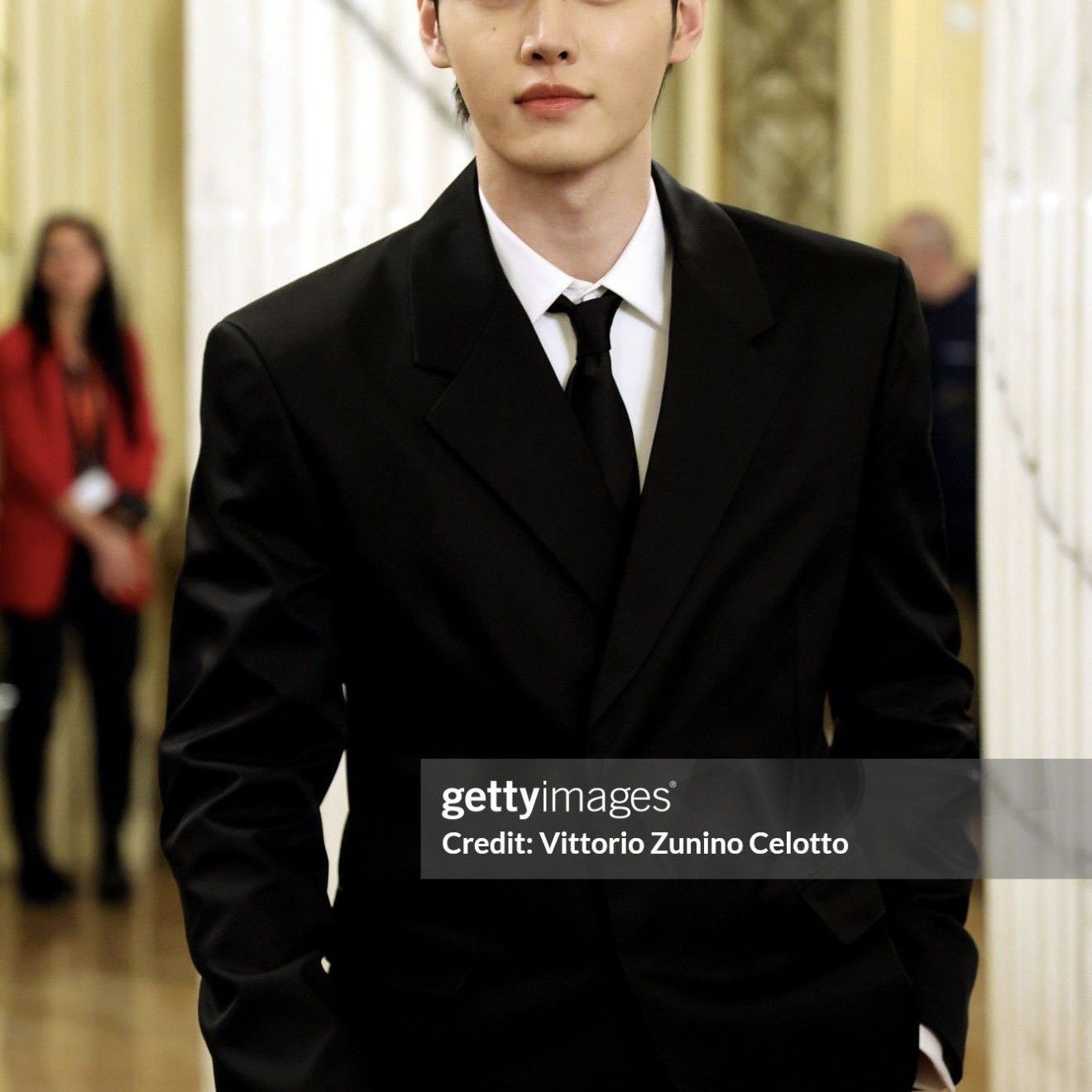 Foto terbaru Sunghoon (ENHYPEN)