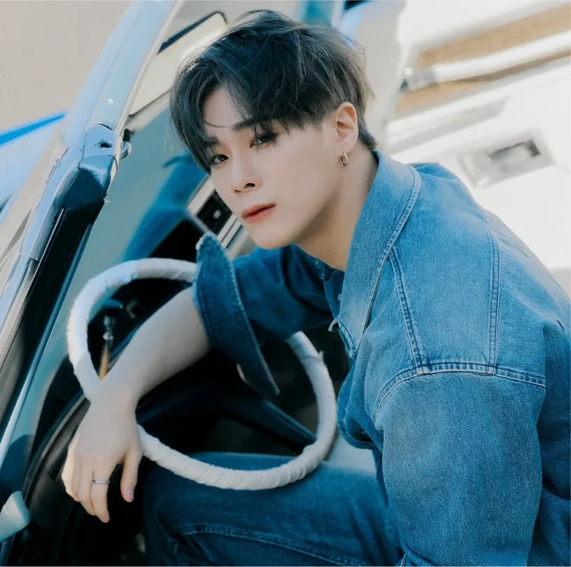 Latest photo of Moonbin (ASTRO)