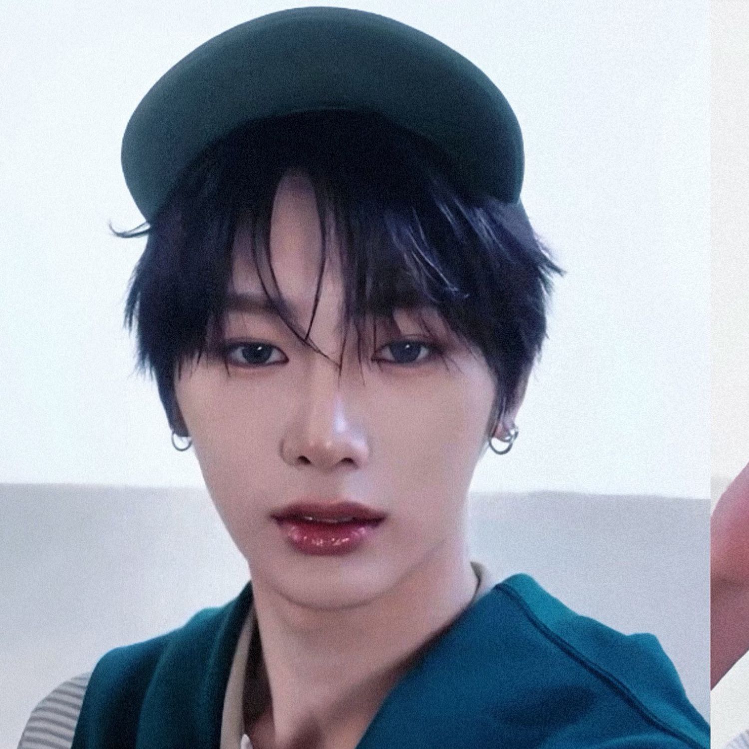 Behind-the-scenes cut of Zhou Anxin (ALPHA DRIVE ONE)