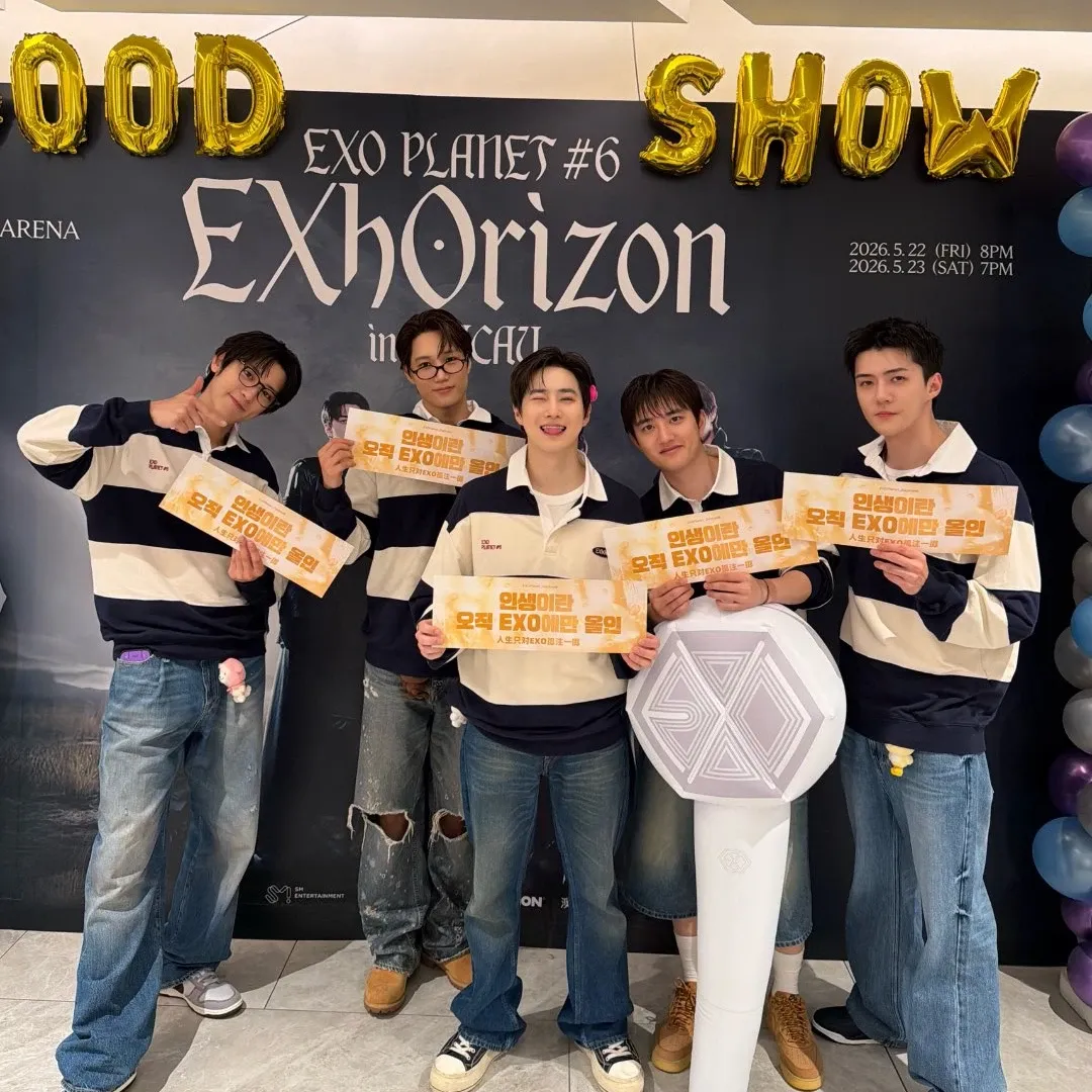 Latest photo of EXO