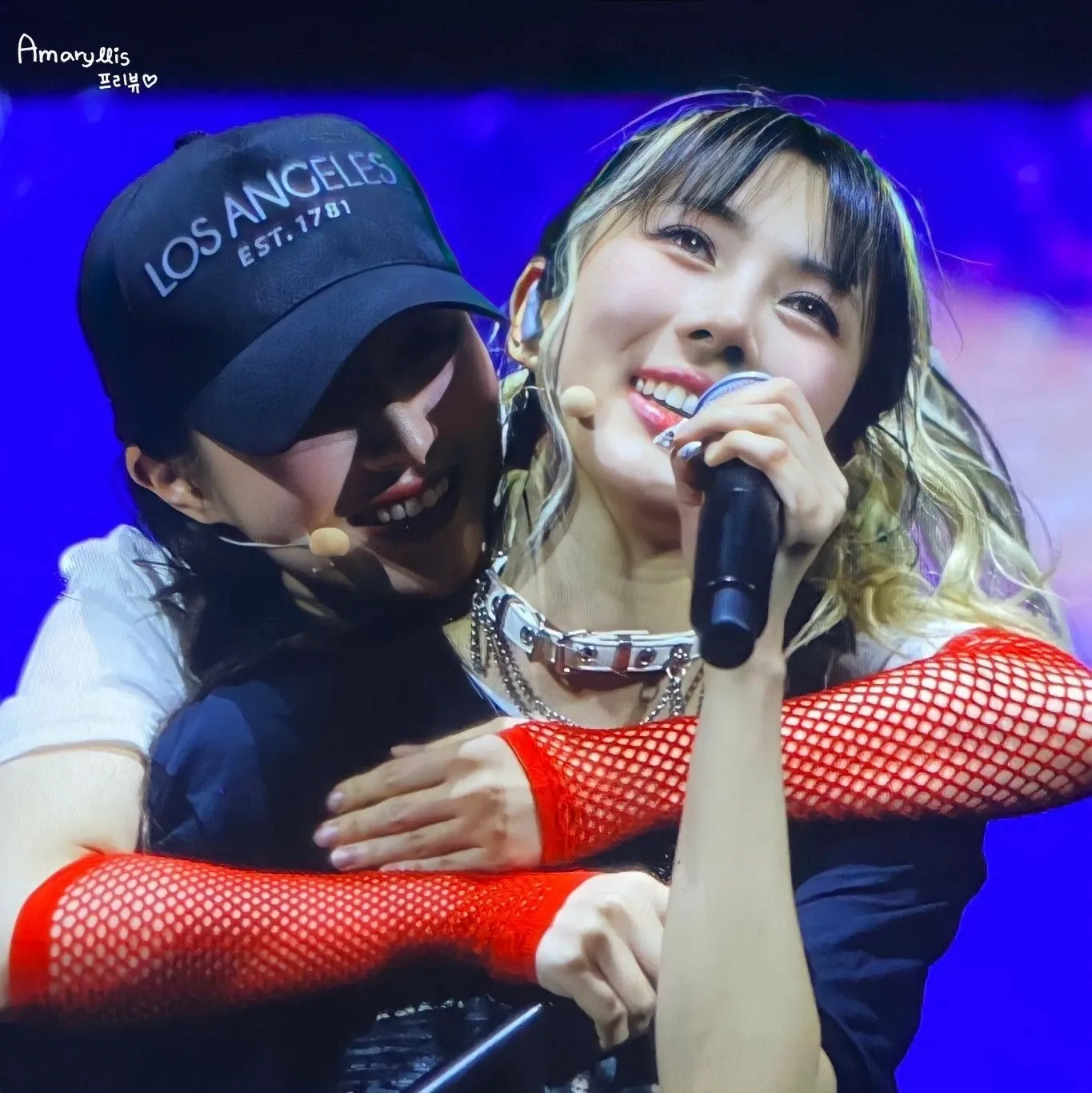 Momen yang diabadikan oleh penggemar DREAMCATCHER