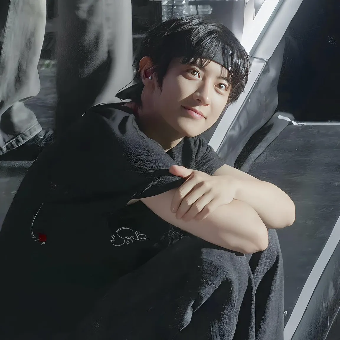 Behind-the-scenes cut of Chanyeol (EXO)