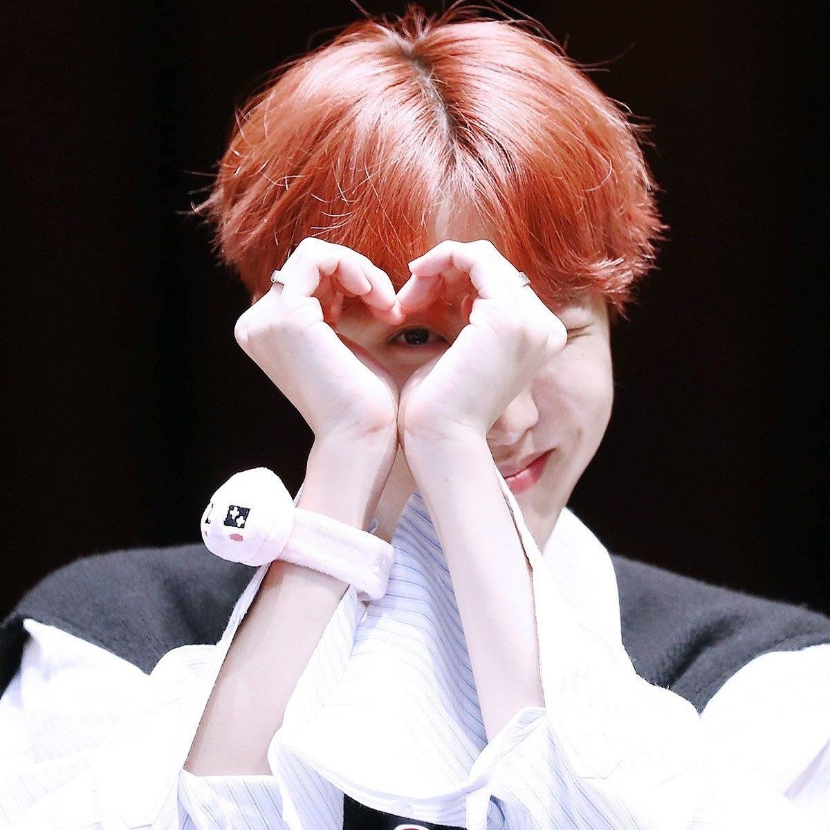 제이홉 (방탄소년단) 최근 활동샷