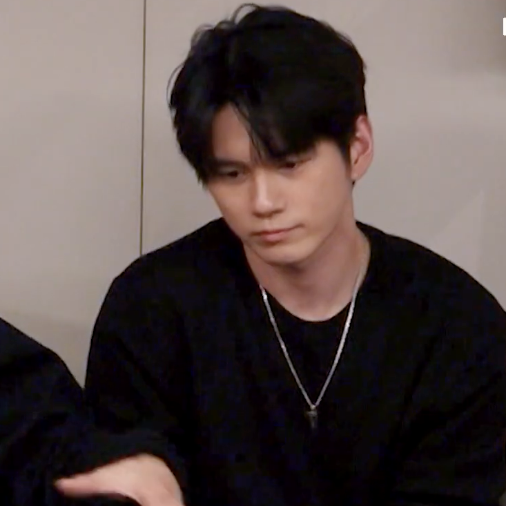 옹성우의 비하인드 컷