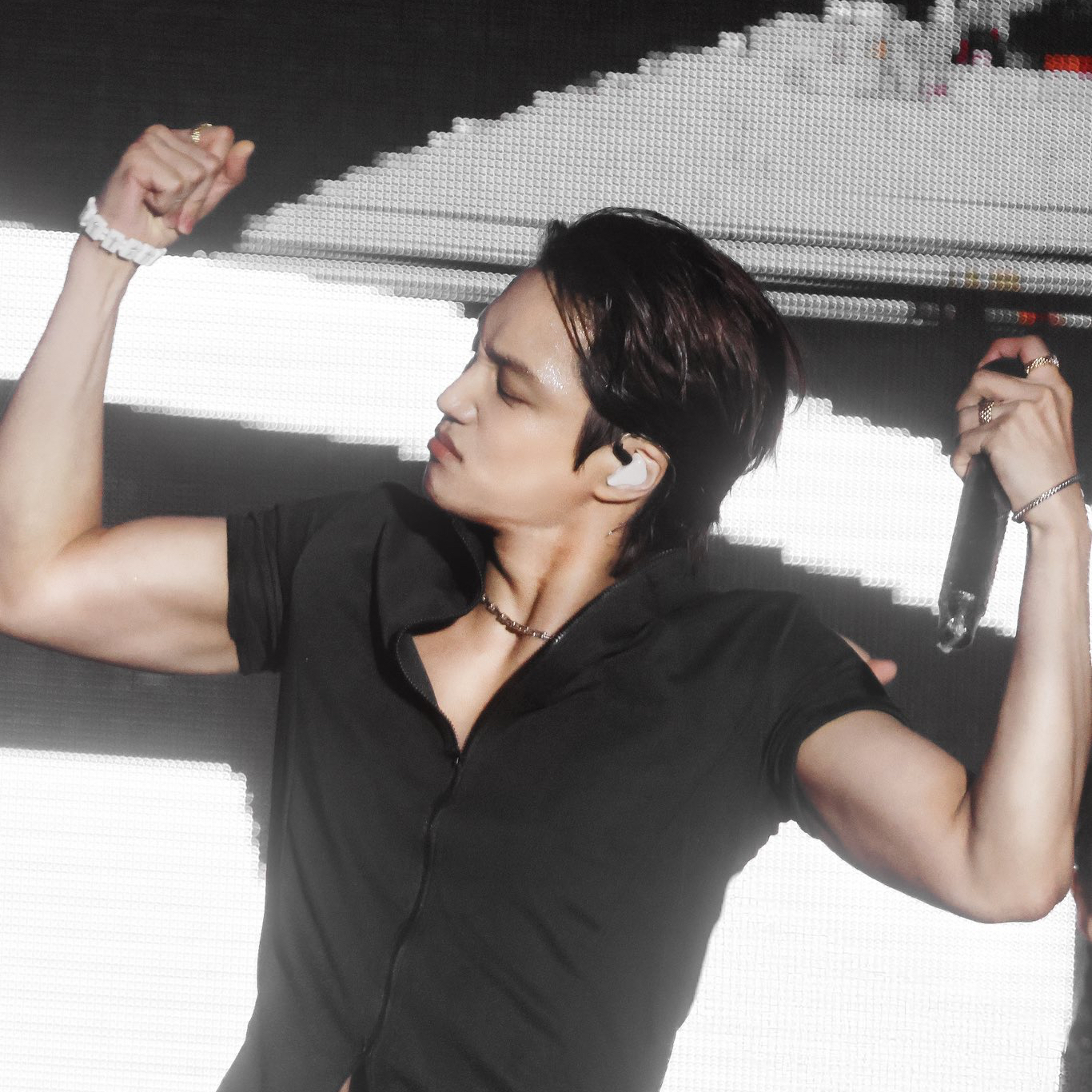 EXO Kai Fandom Community │ No.1 KPOP App CHOEAEDOL