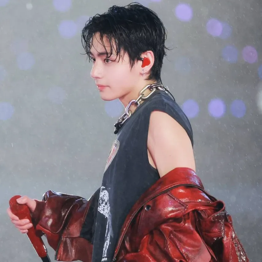 Momen yang diabadikan oleh penggemar V (BTS)