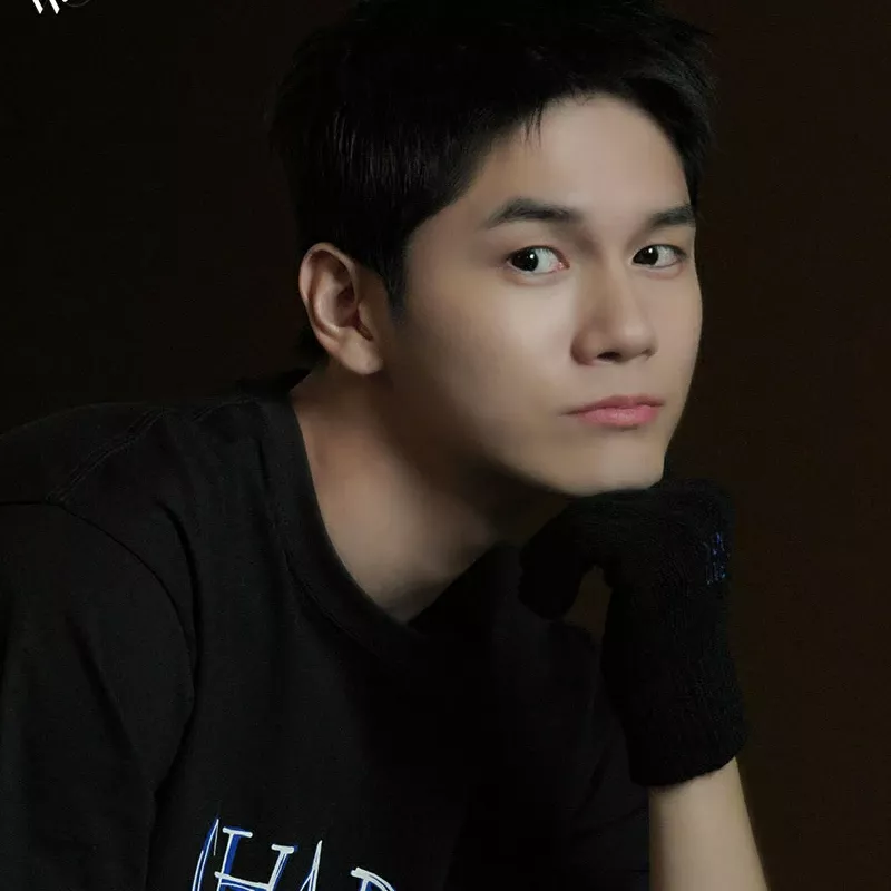 옹성우 최근 활동샷