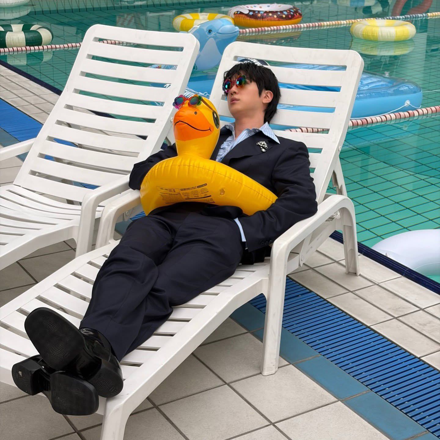 진 (방탄소년단)의 비하인드 컷