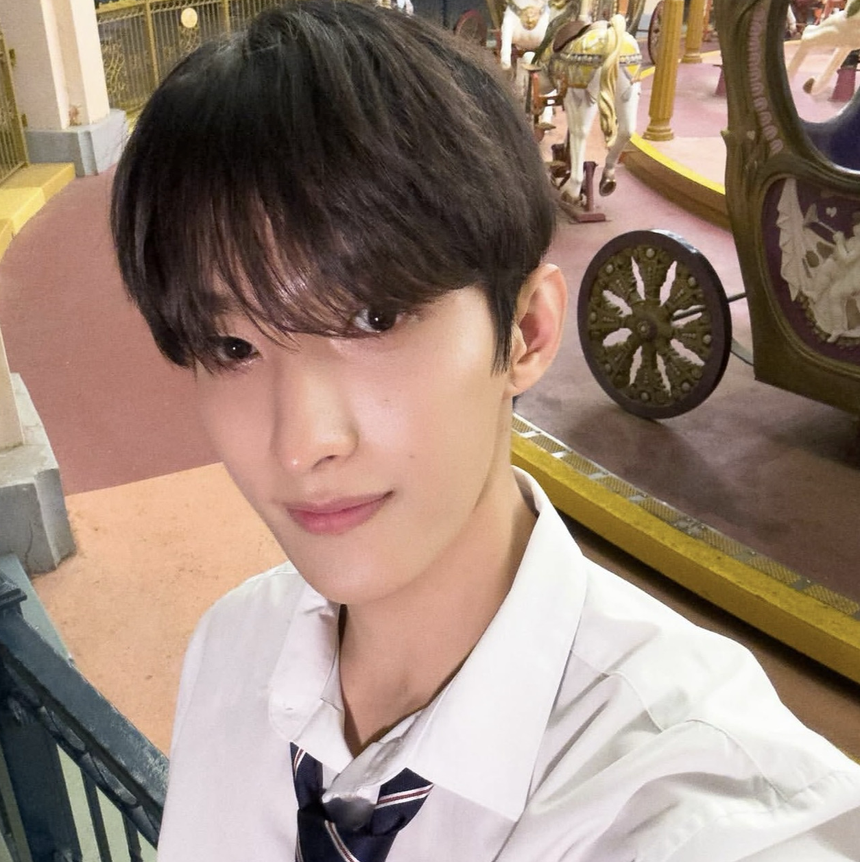 Momen yang diabadikan oleh penggemar DK (SEVENTEEN)