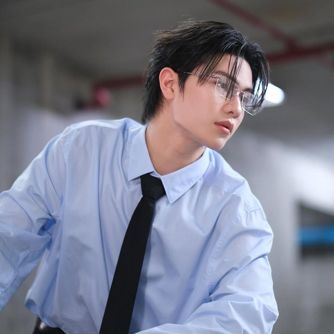 Behind-the-scenes cut of William (LYKN)