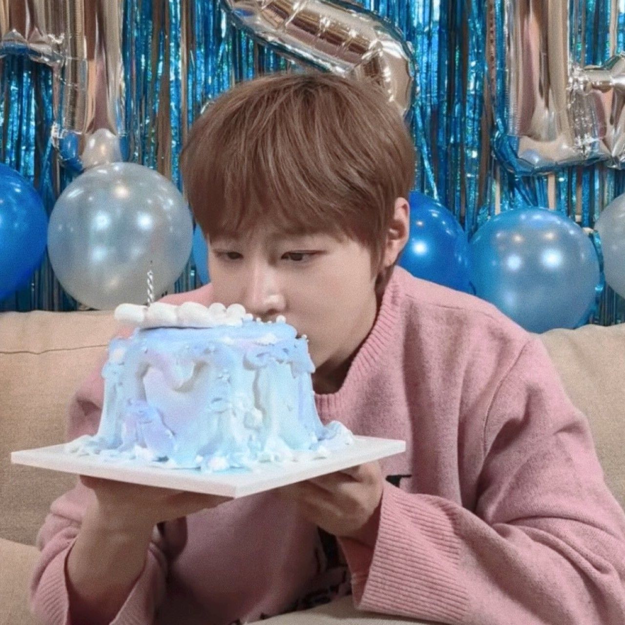 ハ・ソンウンの最新写真