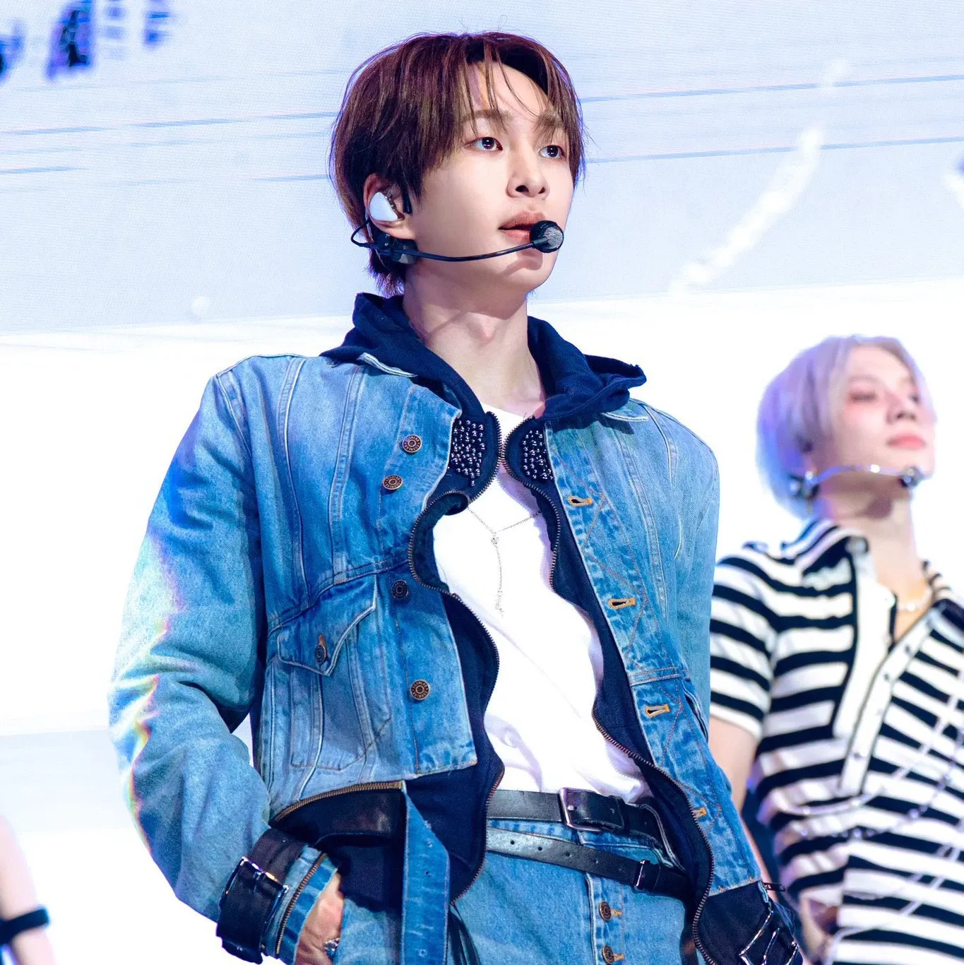 Behind-the-scenes cut of Onew (SHINee)