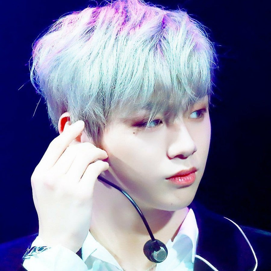 Behind-the-scenes cut of Kang Daniel