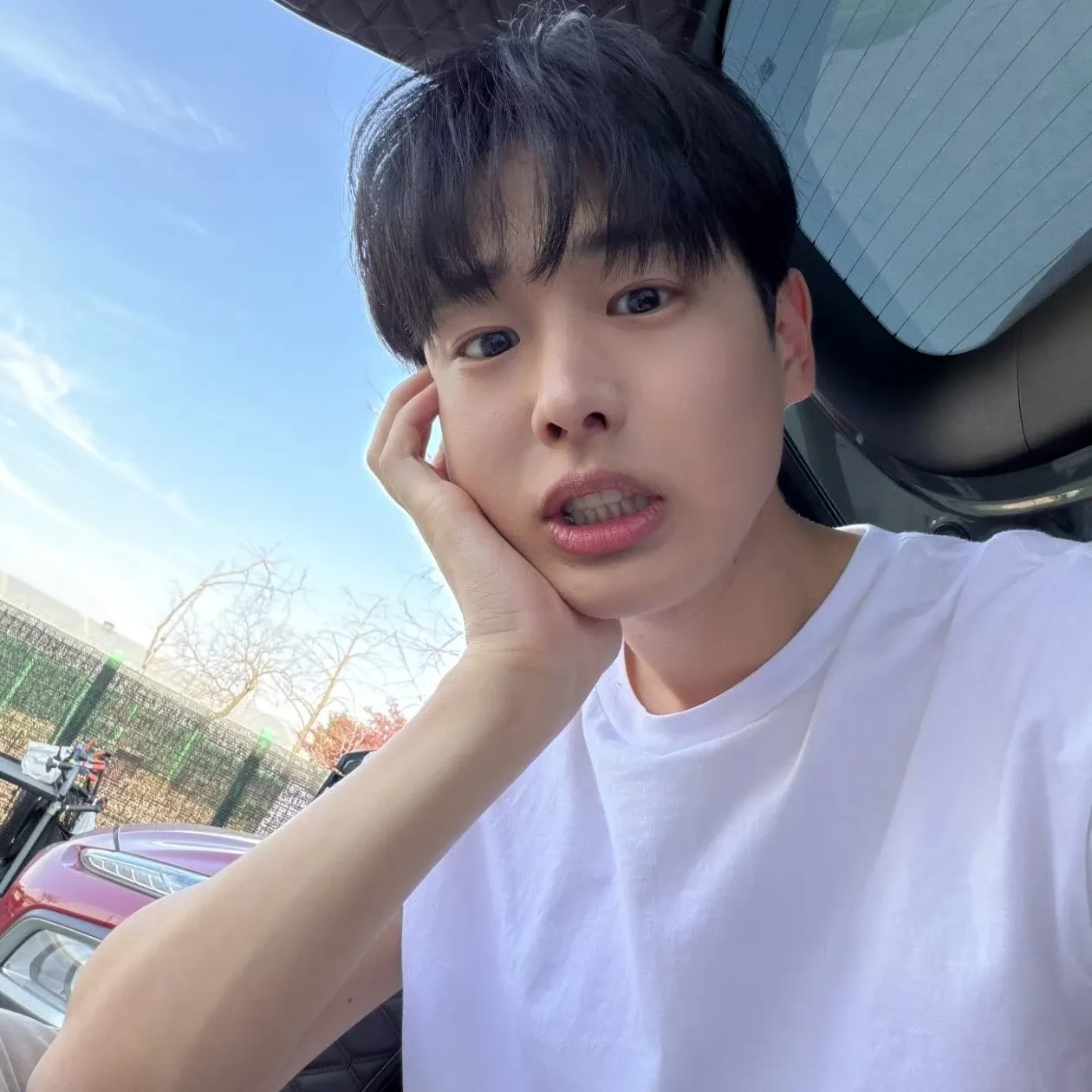 崔秉灿粉丝拍下的瞬间