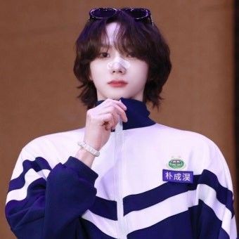 Recent activity shot of Sungho (BOYNEXTDOOR)