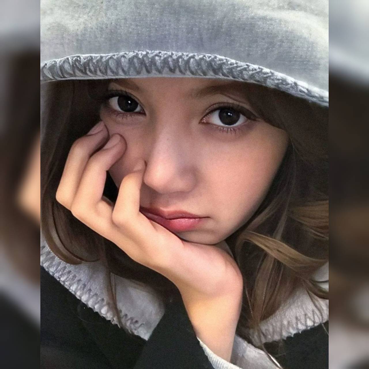 Recent activity shot of Lisa (BLACKPINK)