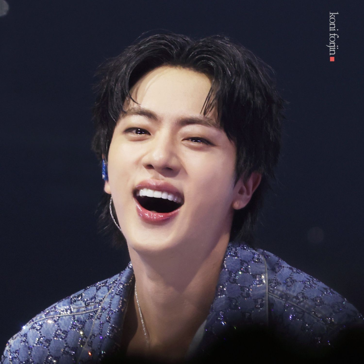 진 (방탄소년단)의 최신 사진