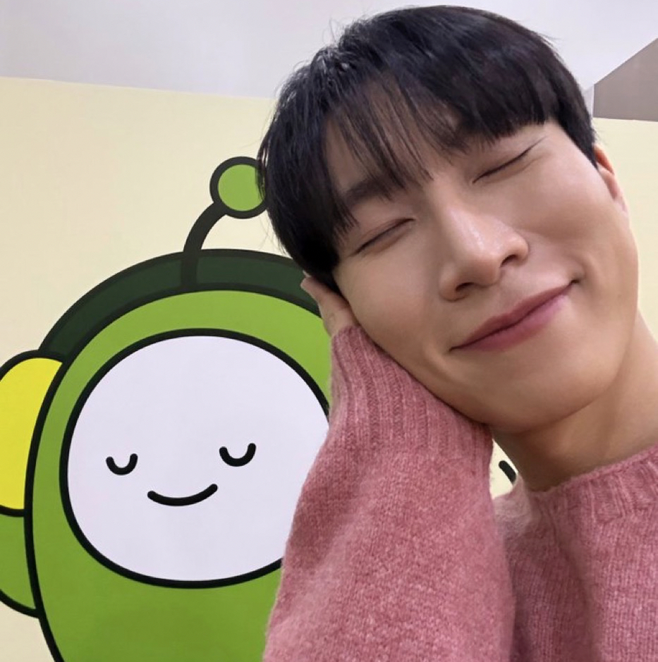 A moment captured by Seo Eunkwang (BTOB)'s fan