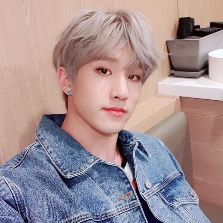 Latest photo of Jinjin (ASTRO)