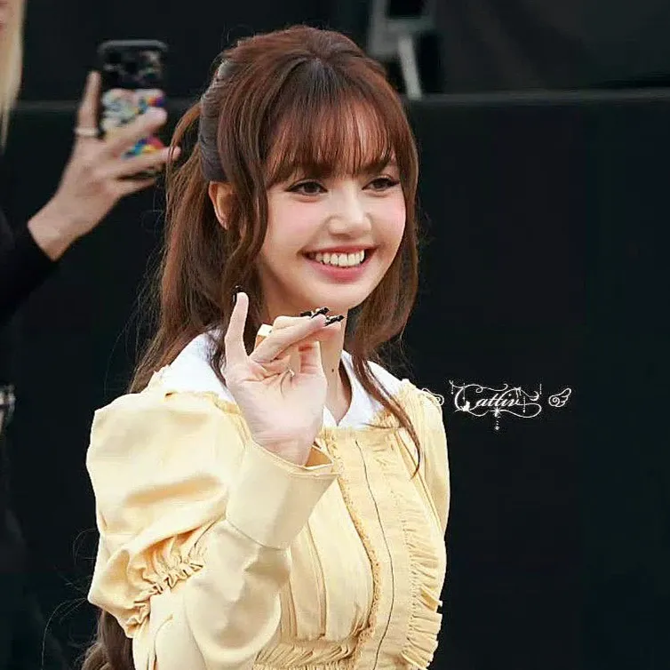 리사 (BLACKPINK) 최근 활동샷