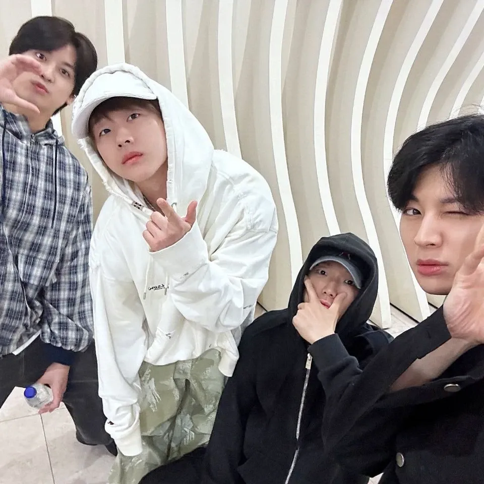 iKON 최근 활동샷