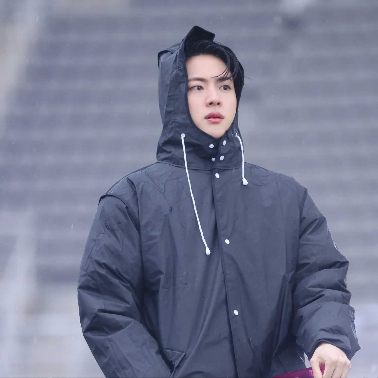 진 (방탄소년단)의 비하인드 컷