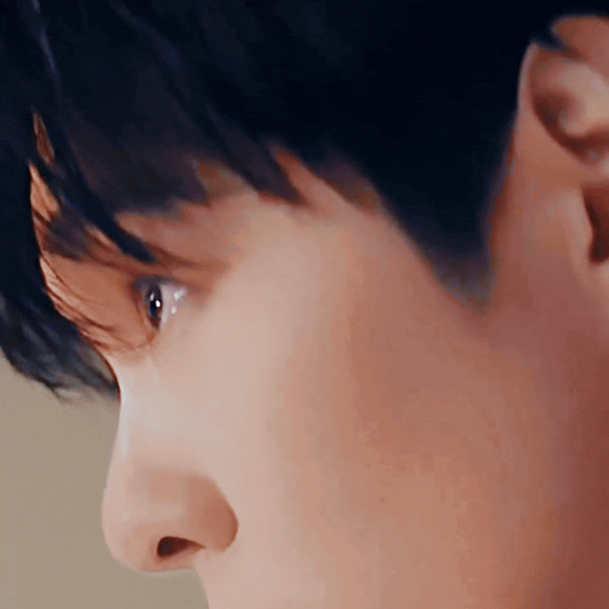 Latest photo of Lee Changsub (BTOB)