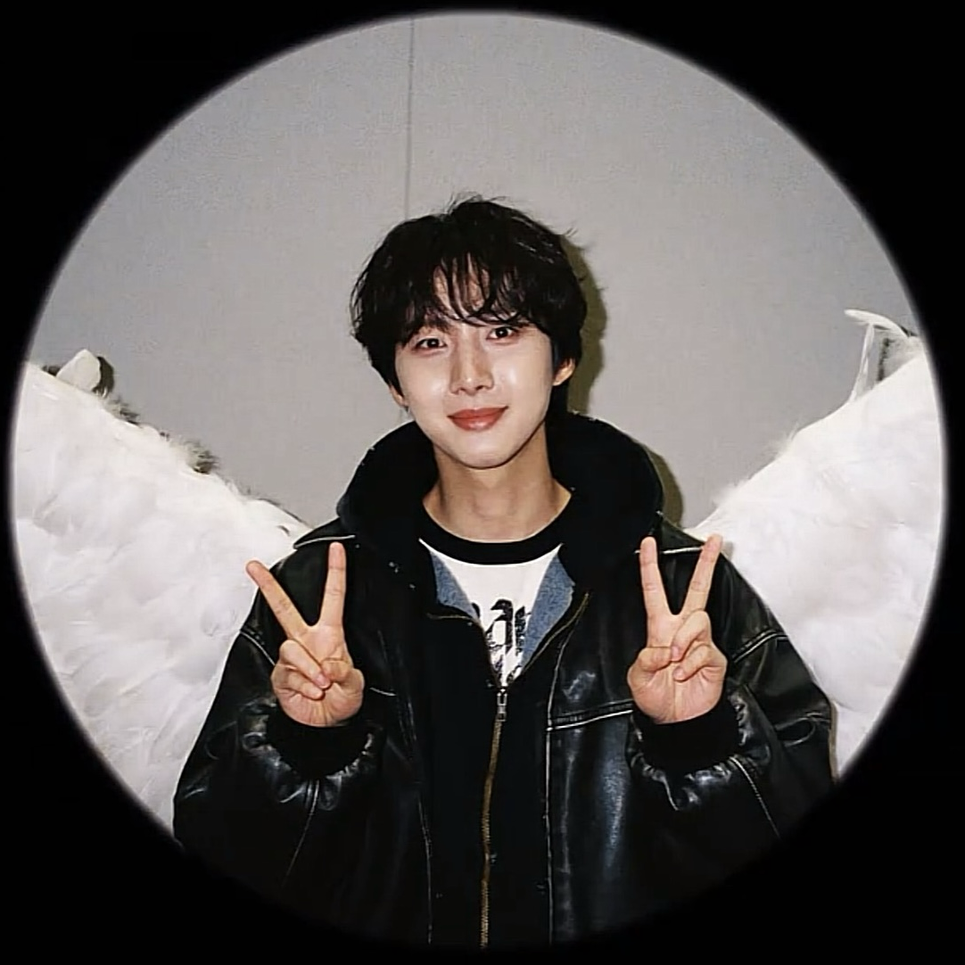 Latest photo of PENTAGON