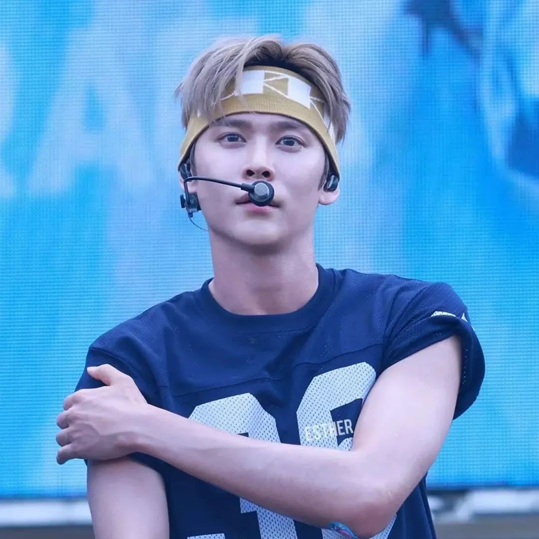 Eunseok (RIIZE)的最新照片