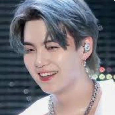 Momen yang diabadikan oleh penggemar SUGA (BTS)