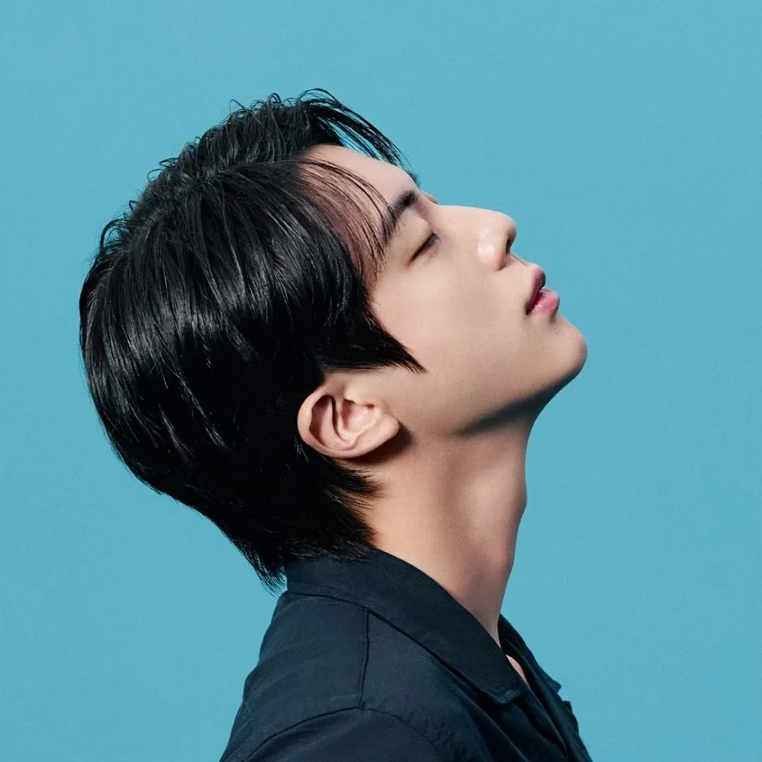 진 (방탄소년단)의 비하인드 컷