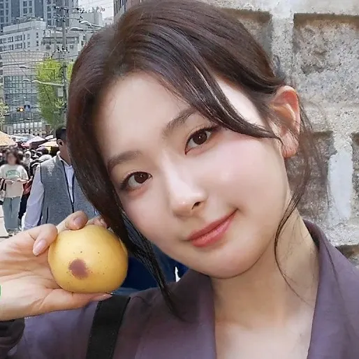 A moment captured by Seulgi (Red Velvet)'s fan