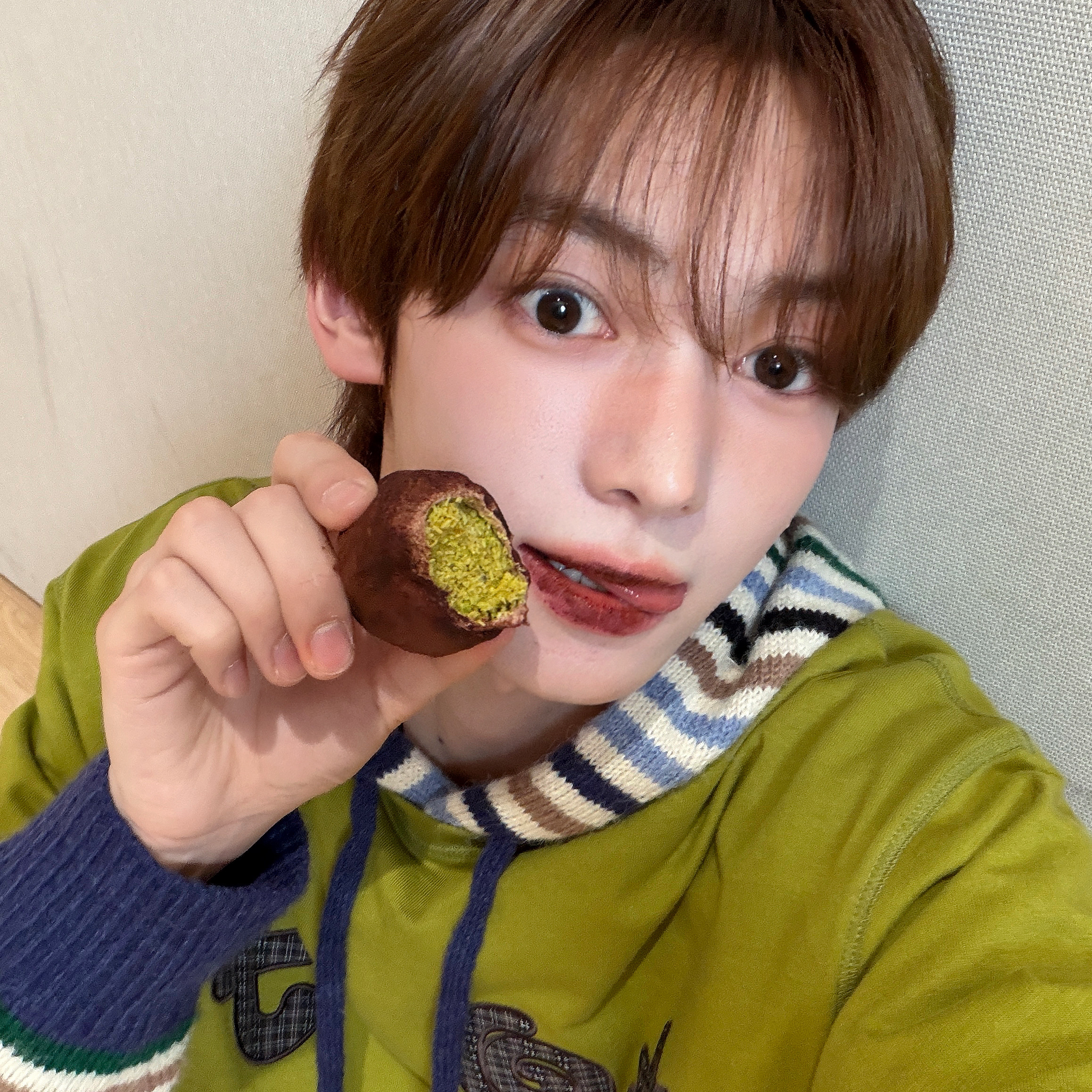 A moment captured by Hanjin (TWS)'s fan