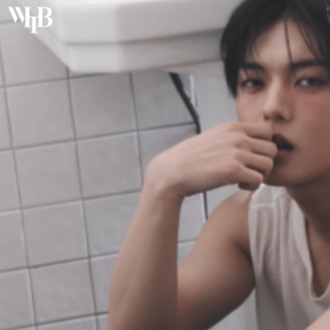 Behind-the-scenes cut of Leejeong (WHIB)