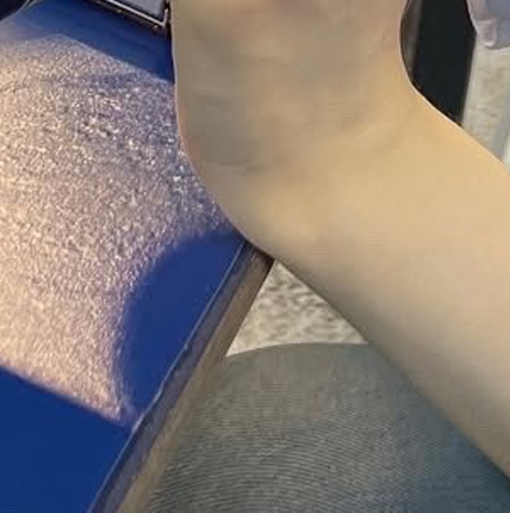 Foto aktivitas terbaru HaSeul (ARTMS)