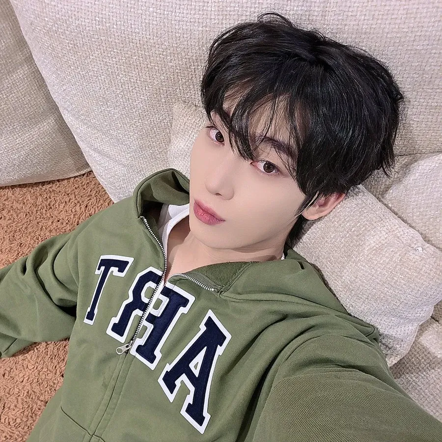 선우 (ENHYPEN) 최근 활동샷