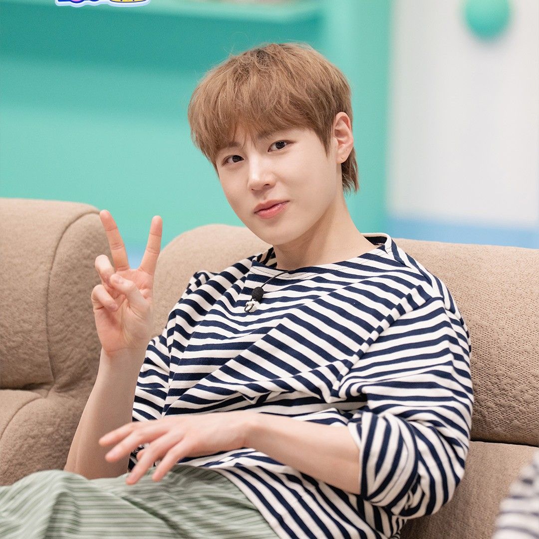 Recent activity shot of Ha Sungwoon