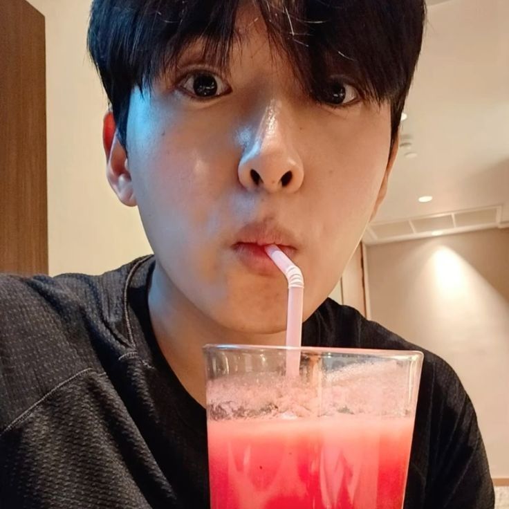 Latest photo of Ryeowook (Super Junior)