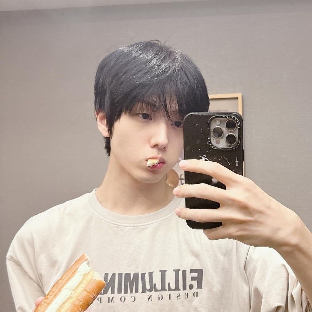 Recent activity shot of Jisung (NCT DREAM)