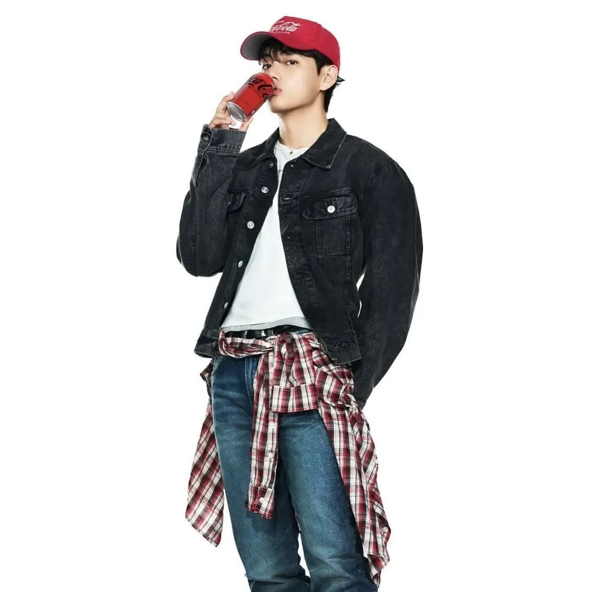 뷔 (방탄소년단)의 최신 사진