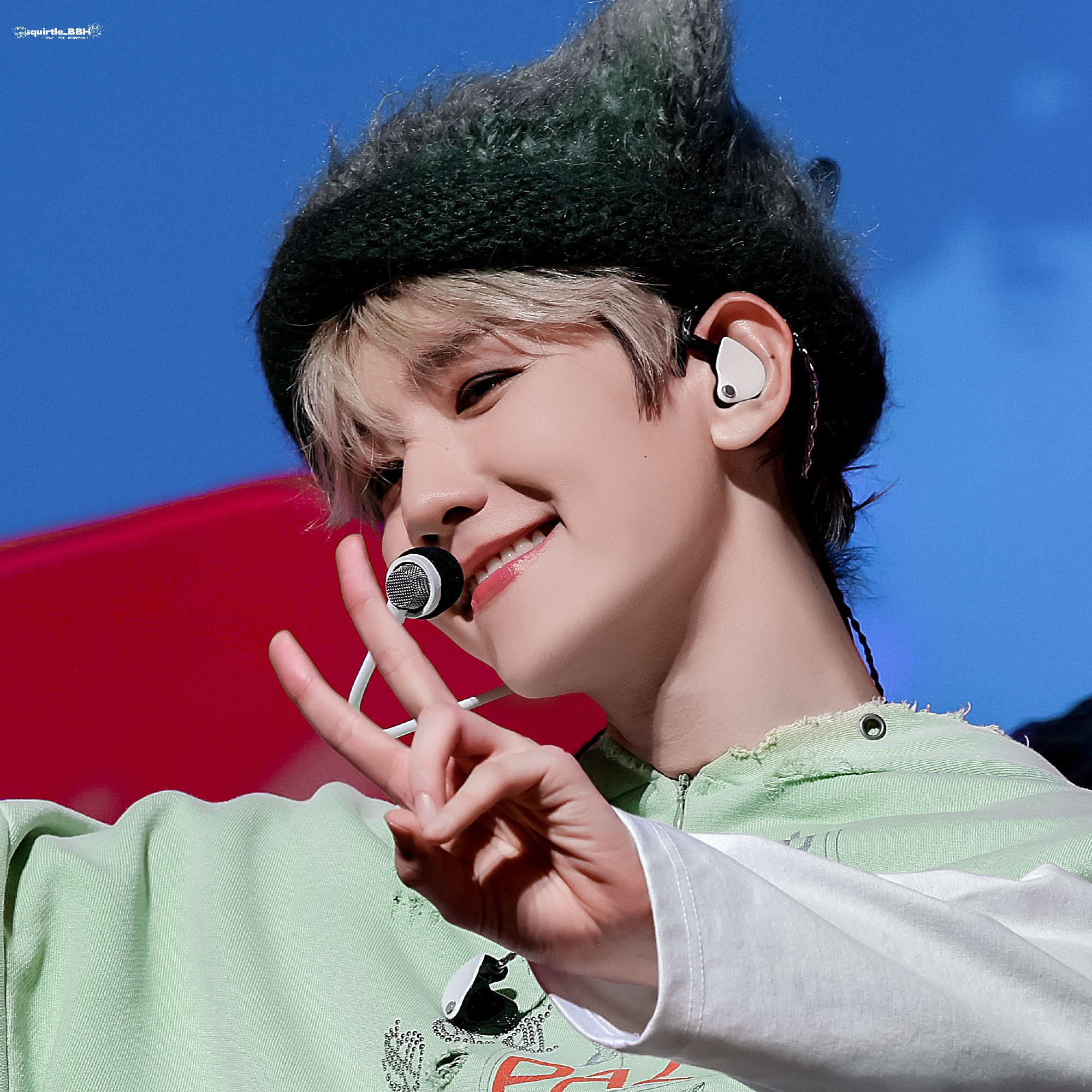 백현 (EXO)의 비하인드 컷