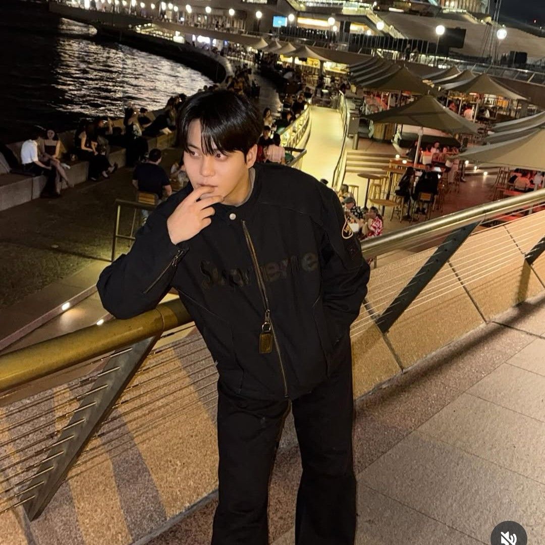 ATEEZ的最新照片