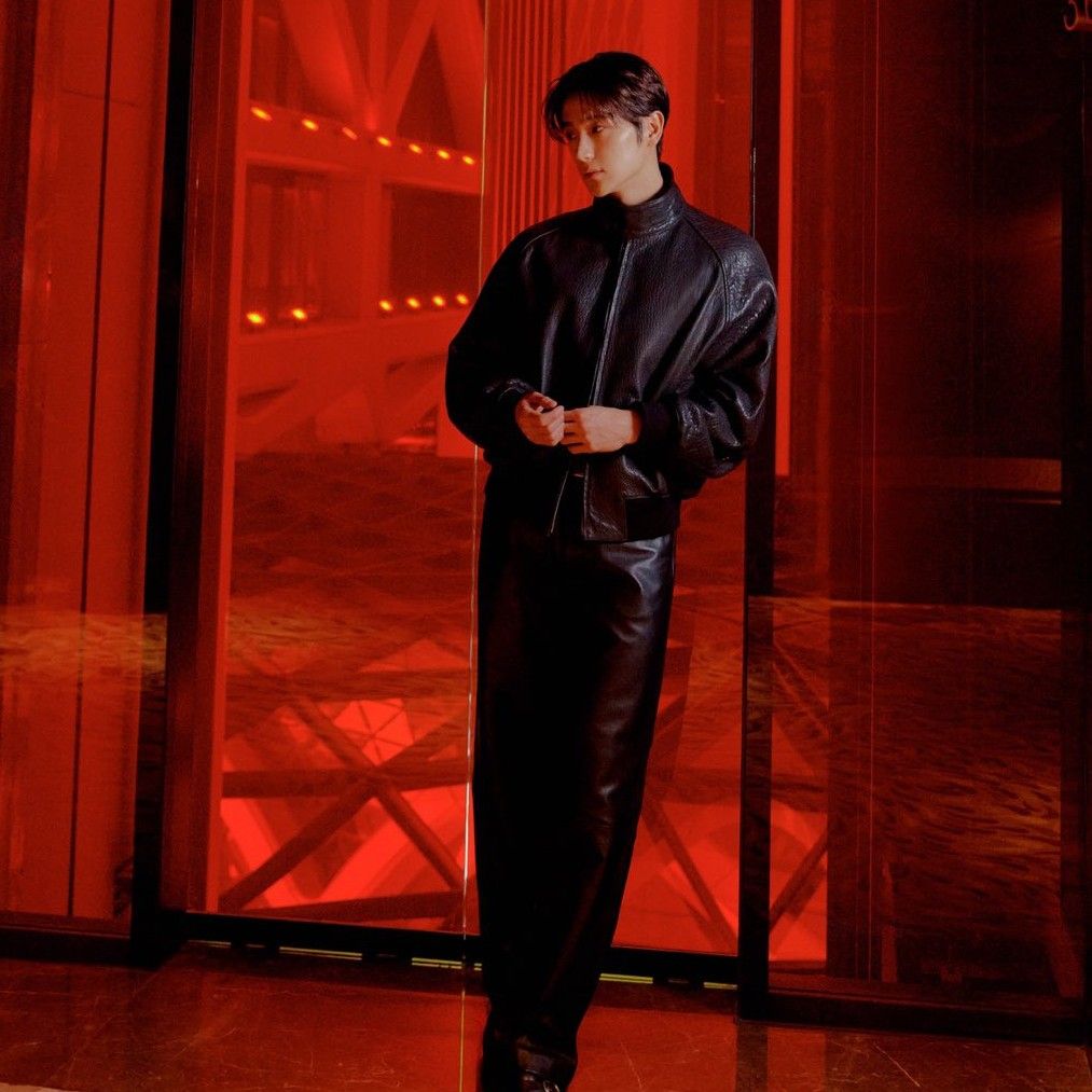 A moment captured by Hyunjae (THE BOYZ)'s fan