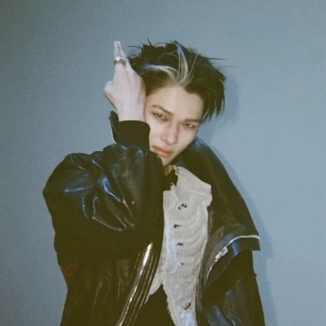 Behind-the-scenes cut of NI-KI (ENHYPEN)