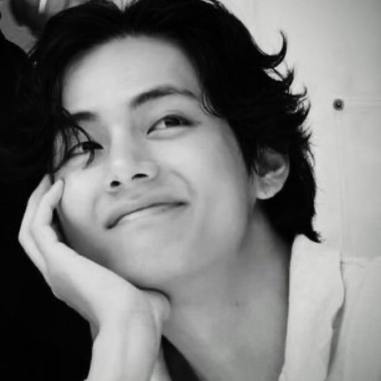 V (BTS)の舞台裏ショット