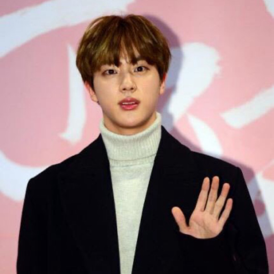 진 (방탄소년단)의 최신 사진