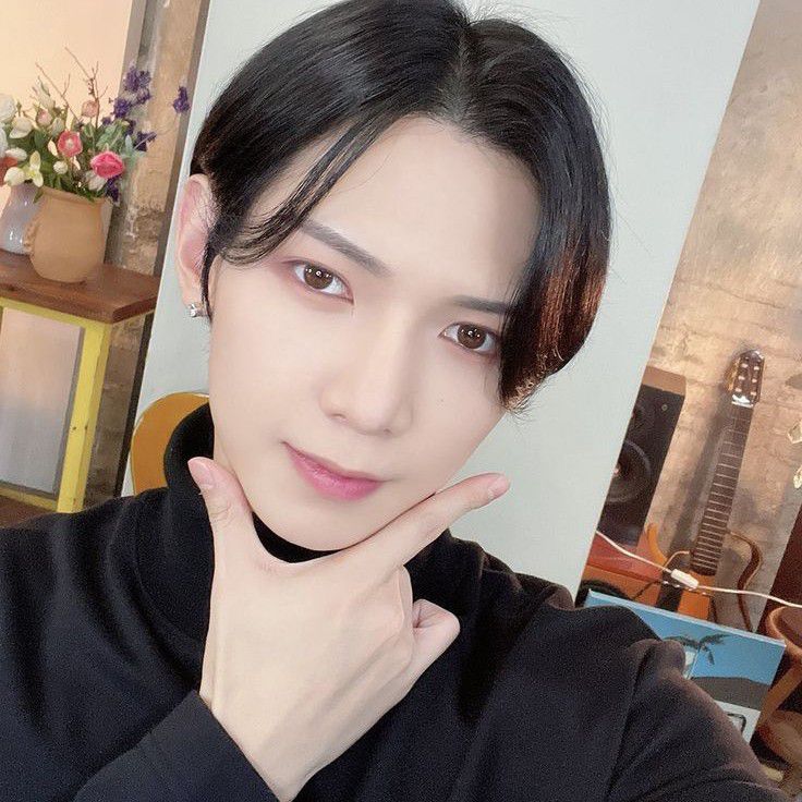 에이티즈 최근 활동샷