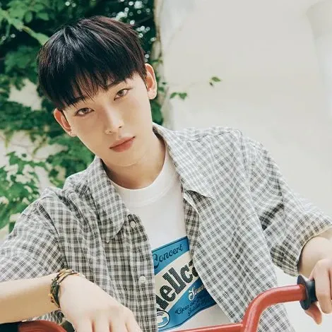 Foto aktivitas terbaru Sunoo (ENHYPEN)