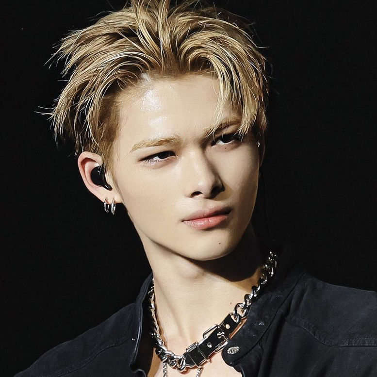 Behind-the-scenes cut of NI-KI (ENHYPEN)