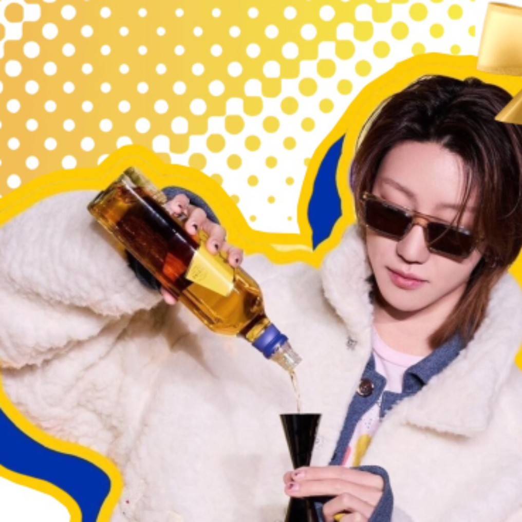 Recent activity shot of The 8 (SEVENTEEN)